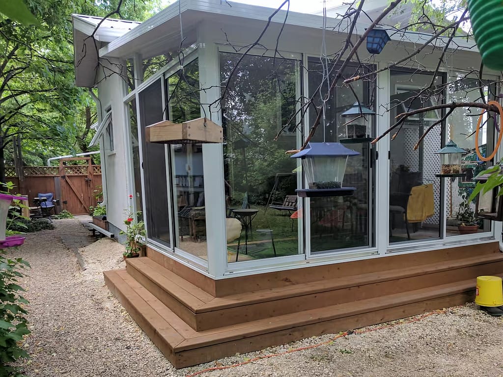white studio sunroom by SunCo Silver Heights, Winnipeg