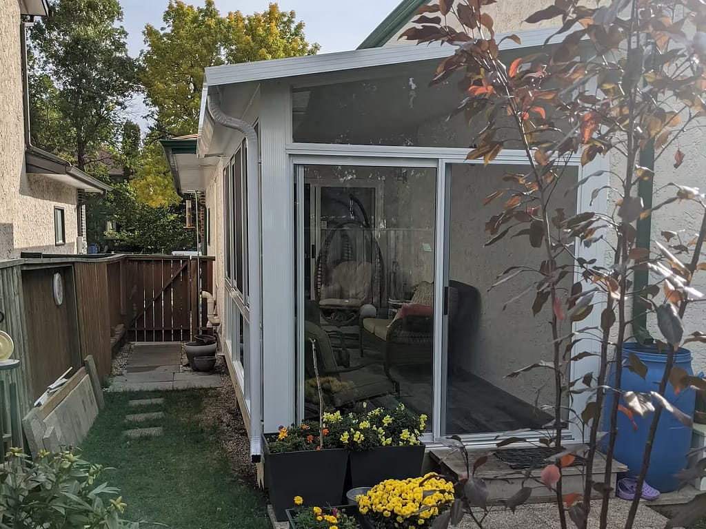 white studio sunroom by sunco in Charleswood, Winnipeg